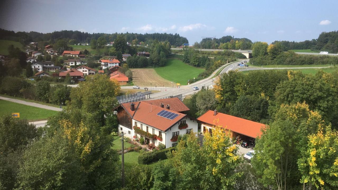 Chiemgau Hotel Viktoria Grabenstatt Exterior photo